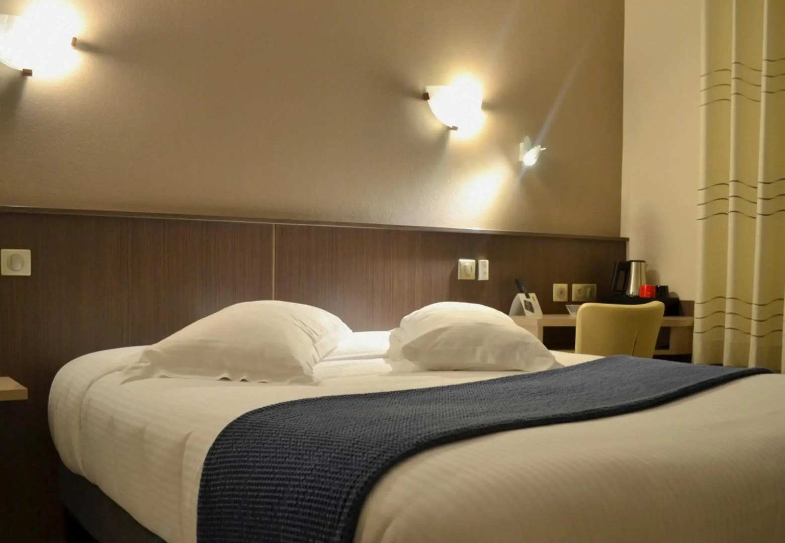 Hôtel CARRER Le Rhien