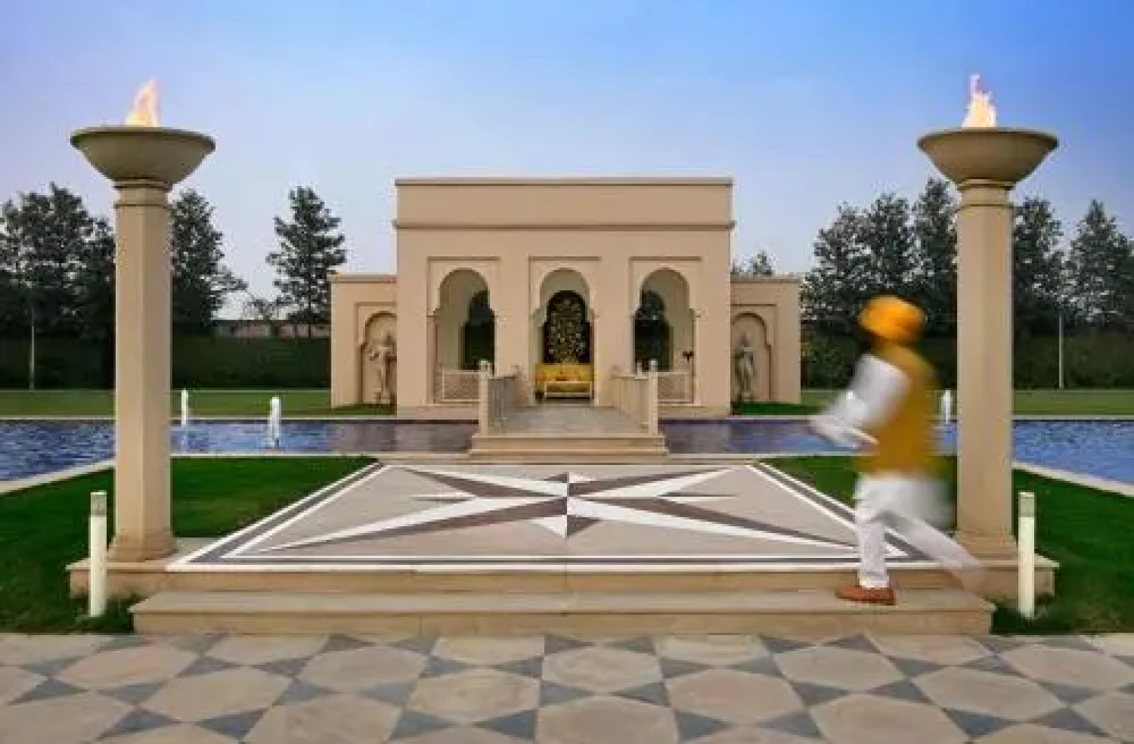 Hamira Luxury Homestay