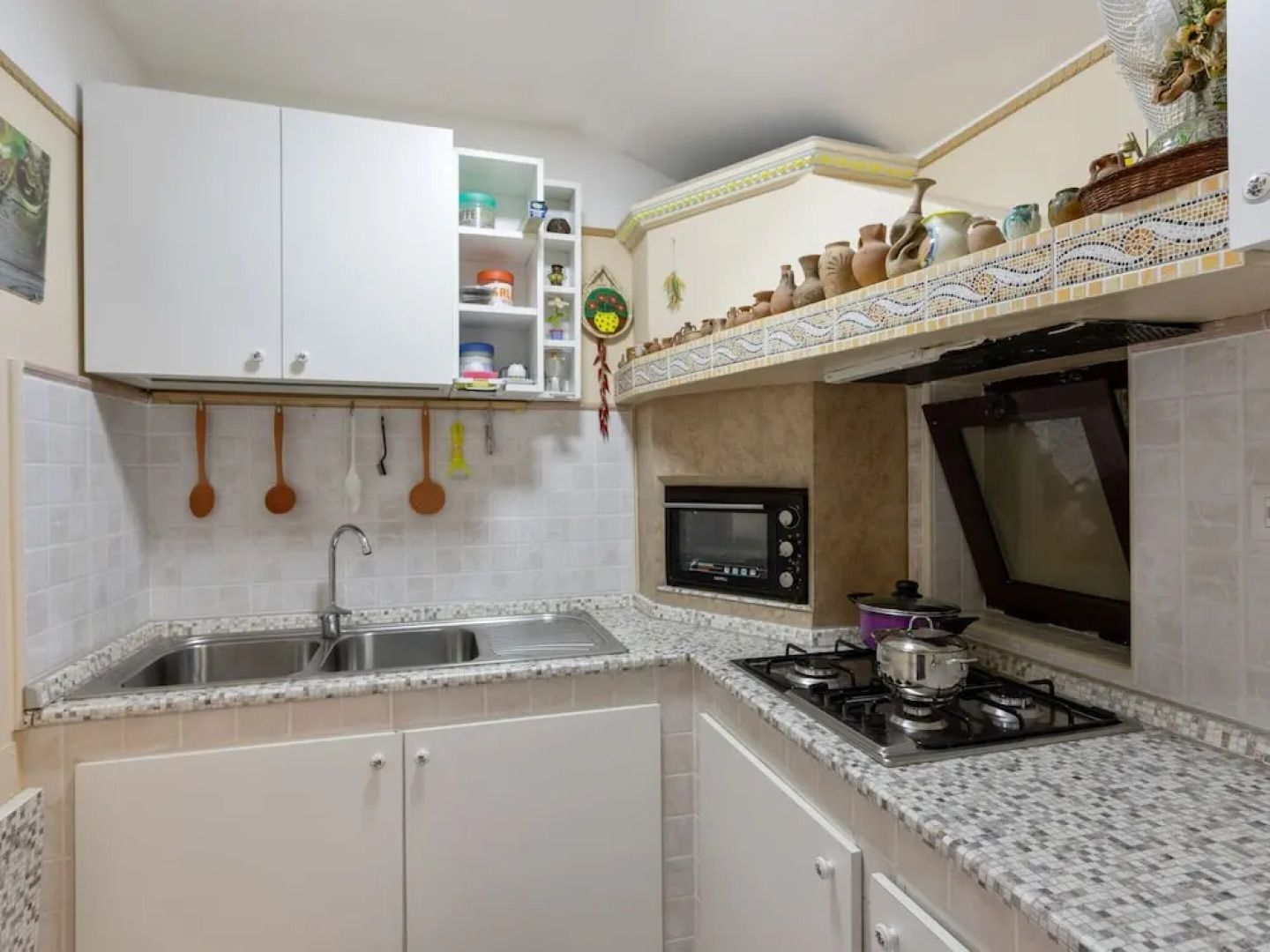 Belvilla by OYO La Villetta Green House