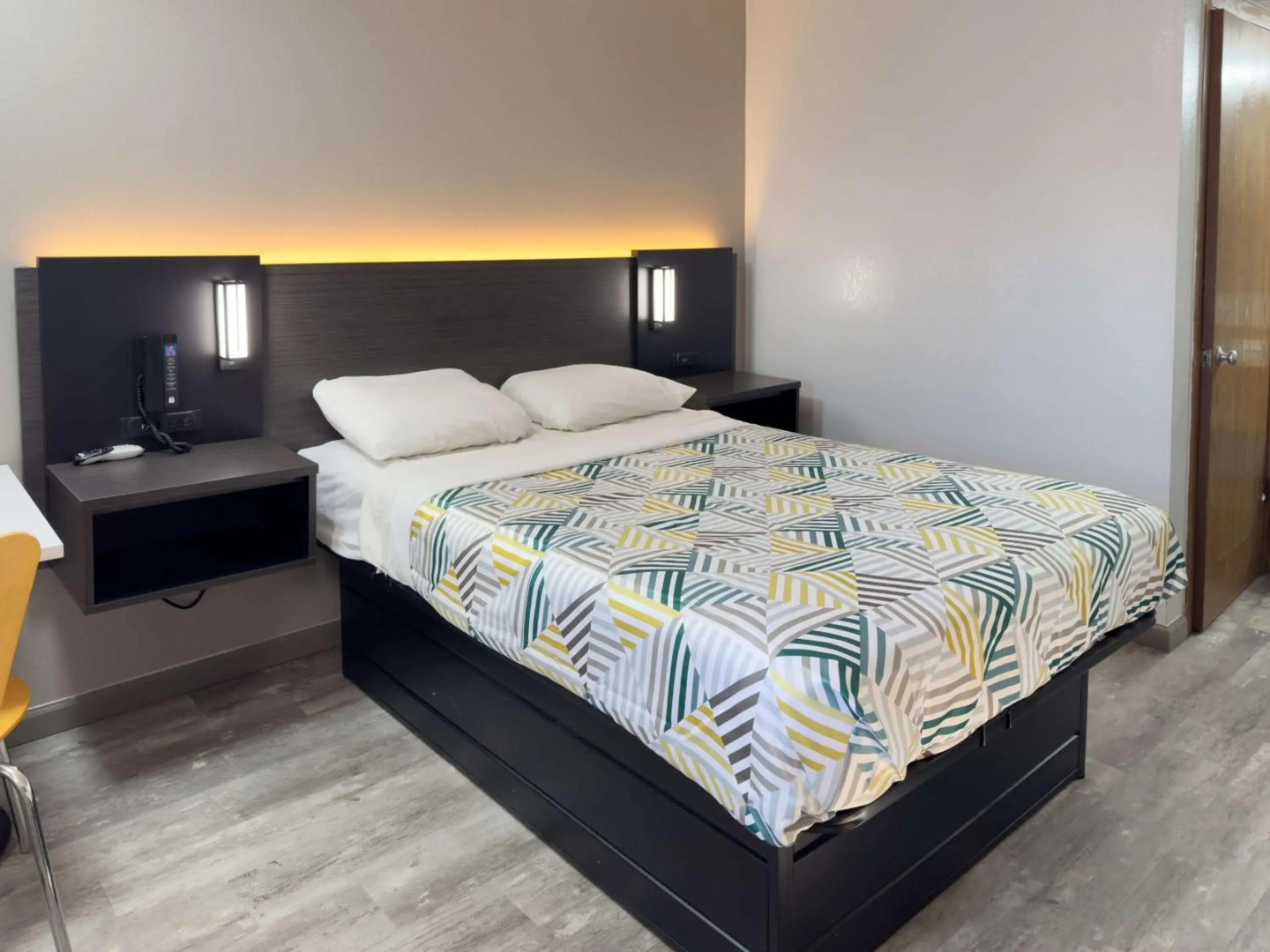 Motel 6 Dyersburg, TN