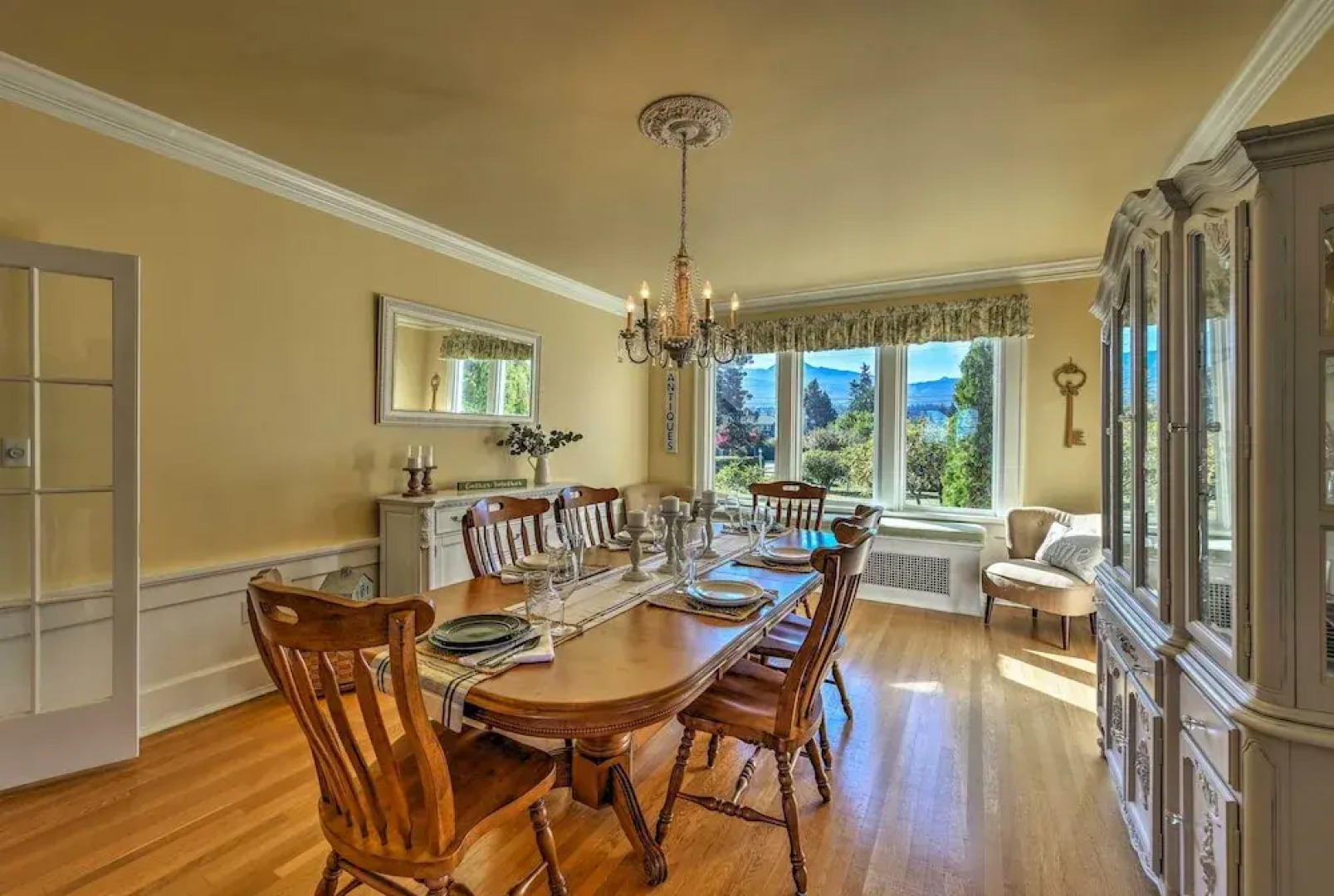 Waterfront Port Angeles Home w/ Harbor Views