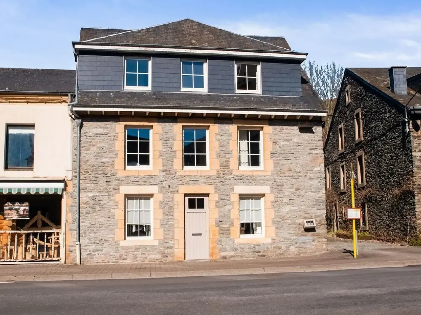 Suave Holiday Home in Vresse-sur-semois With Garden