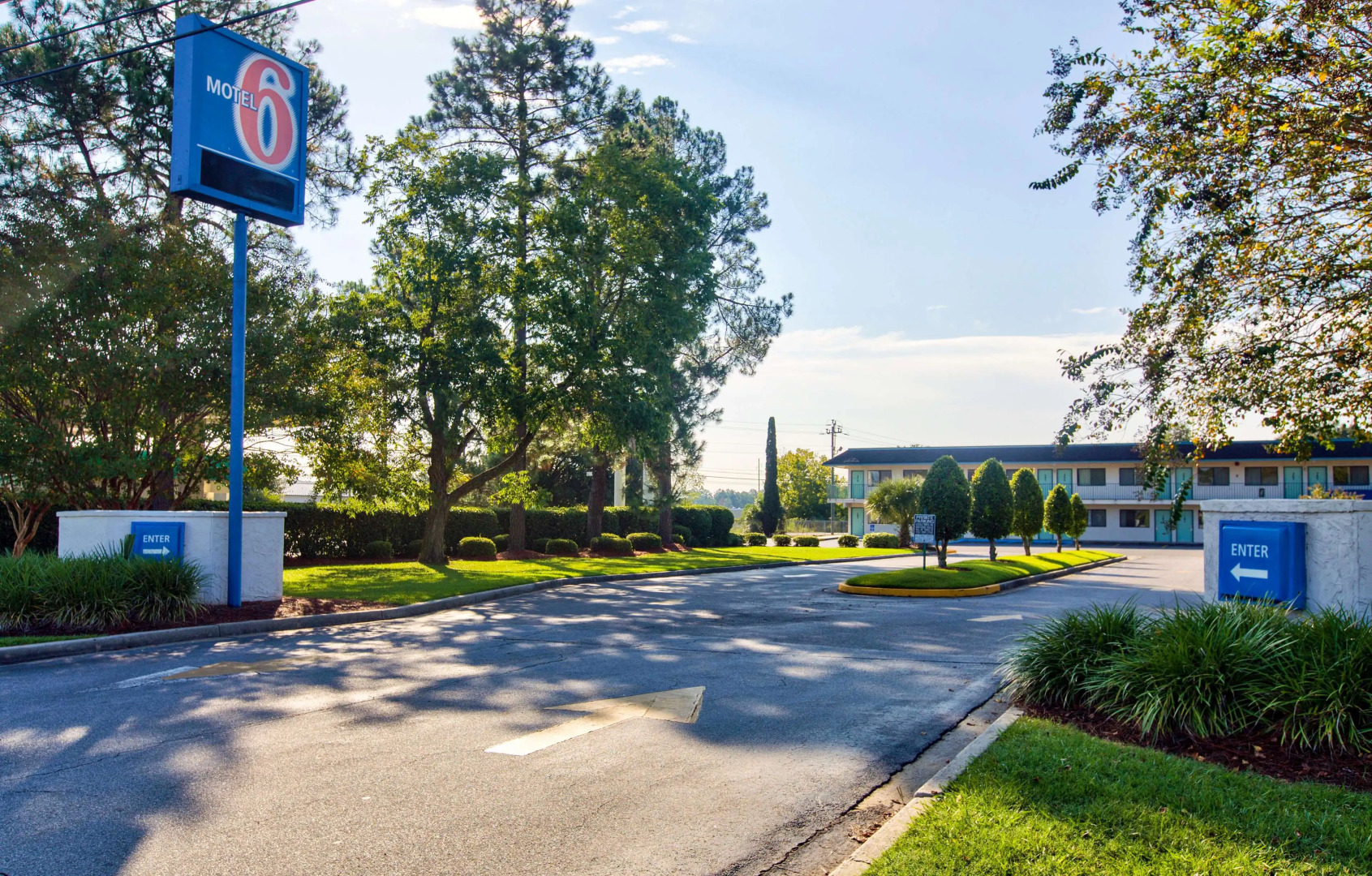 Motel 6 Valdosta, GA - University