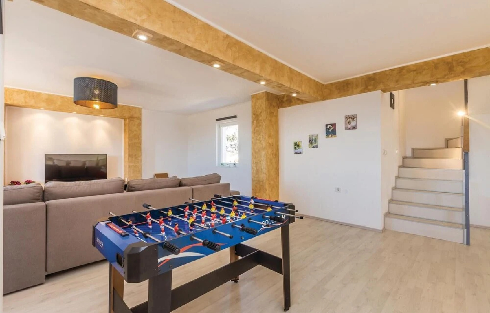 Nice Home in Lukovo with Hot Tub, WiFi & 4 Bedrooms