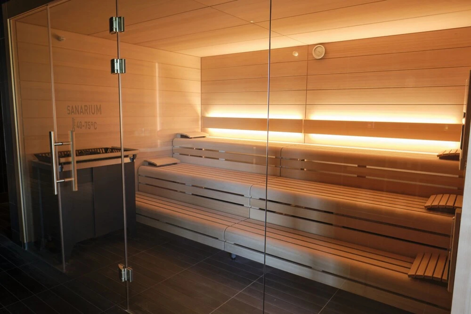 Loisium Wine & Spa Hotel Champagne