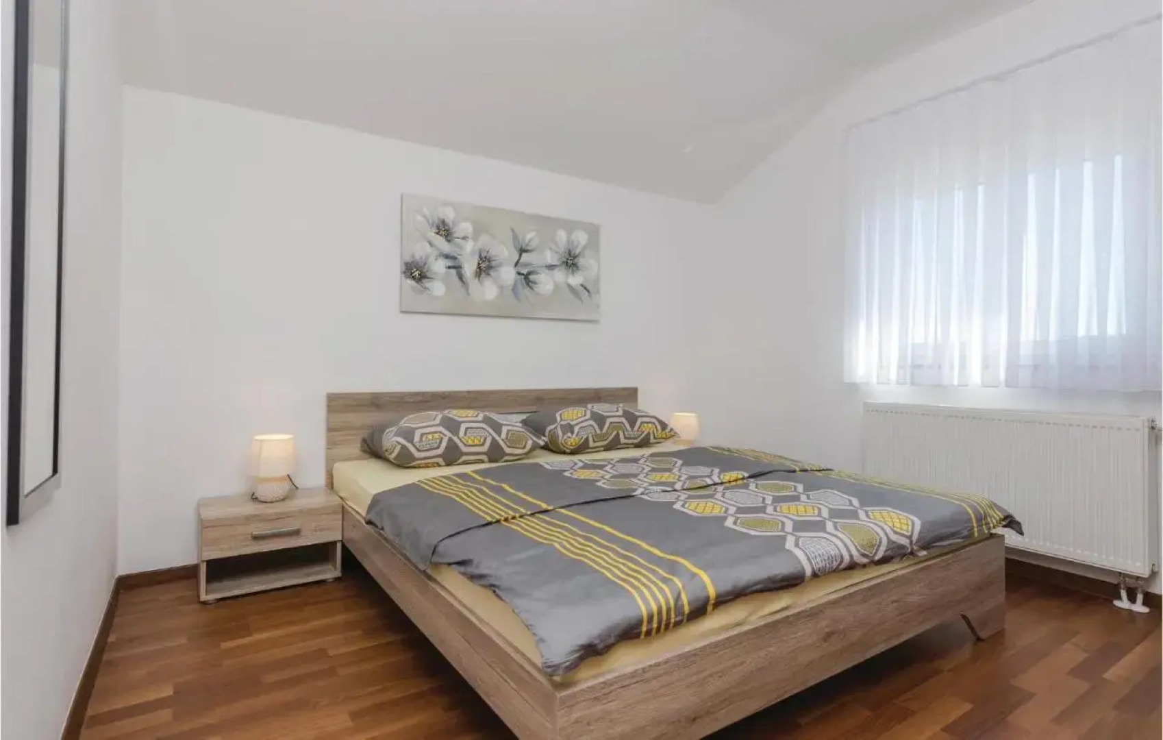 Four-Bedroom Holiday Home in Suhovare