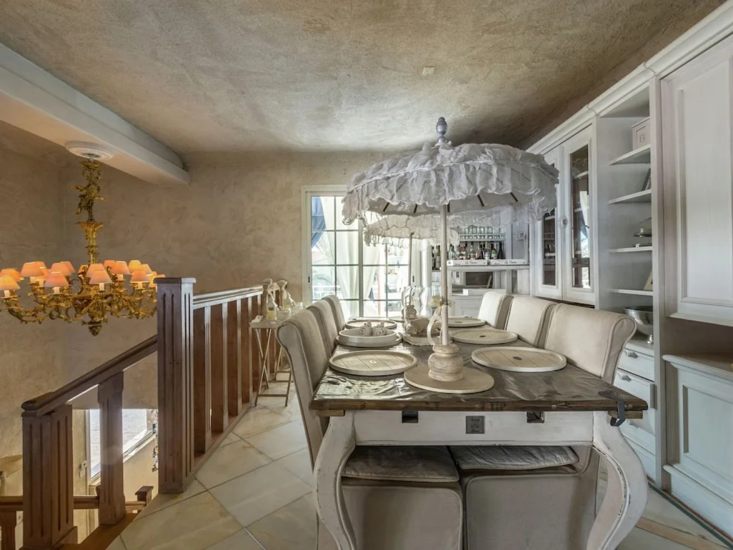 Luxurious villa in Les Issambres with Jacuzzi