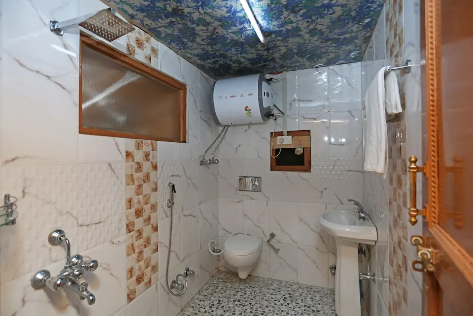 OYO 9084 Hotel Tourist Palace