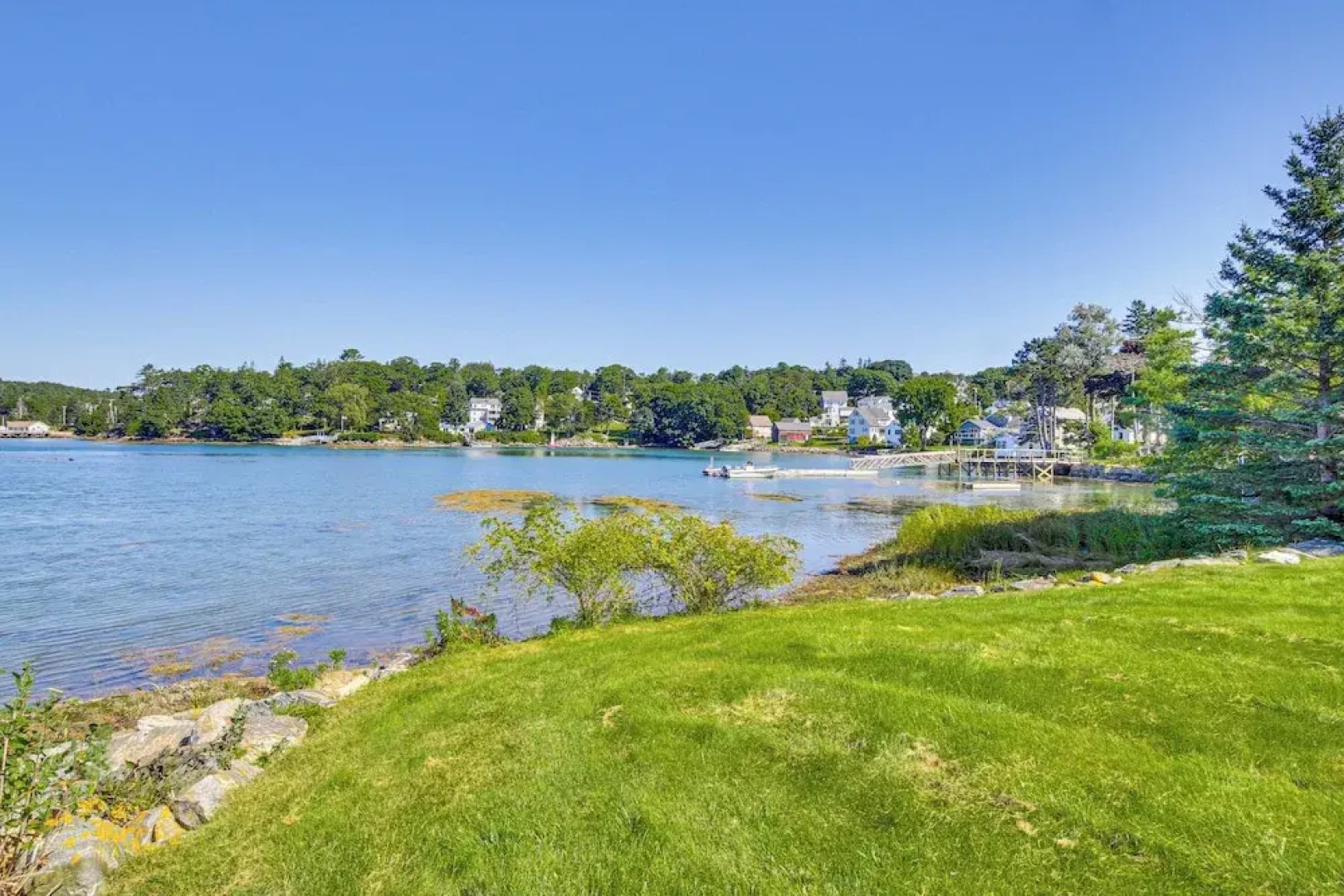 Waterfront Condo: Walk to Downtown Boothbay Harbor
