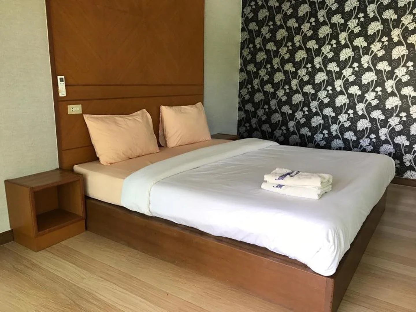 Cha-am Fishing Inn and Resort