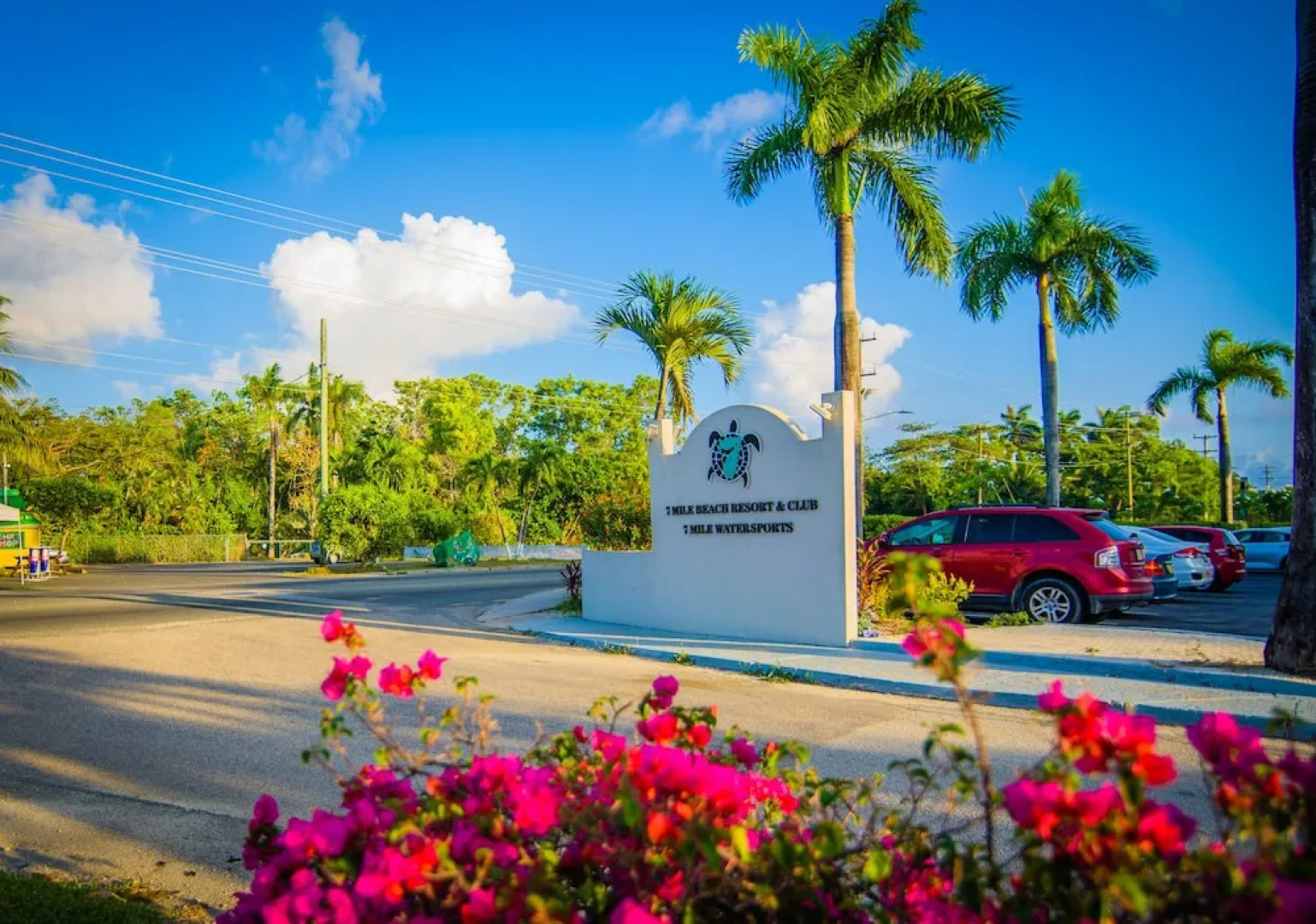 7 Mile Beach Resort & Club