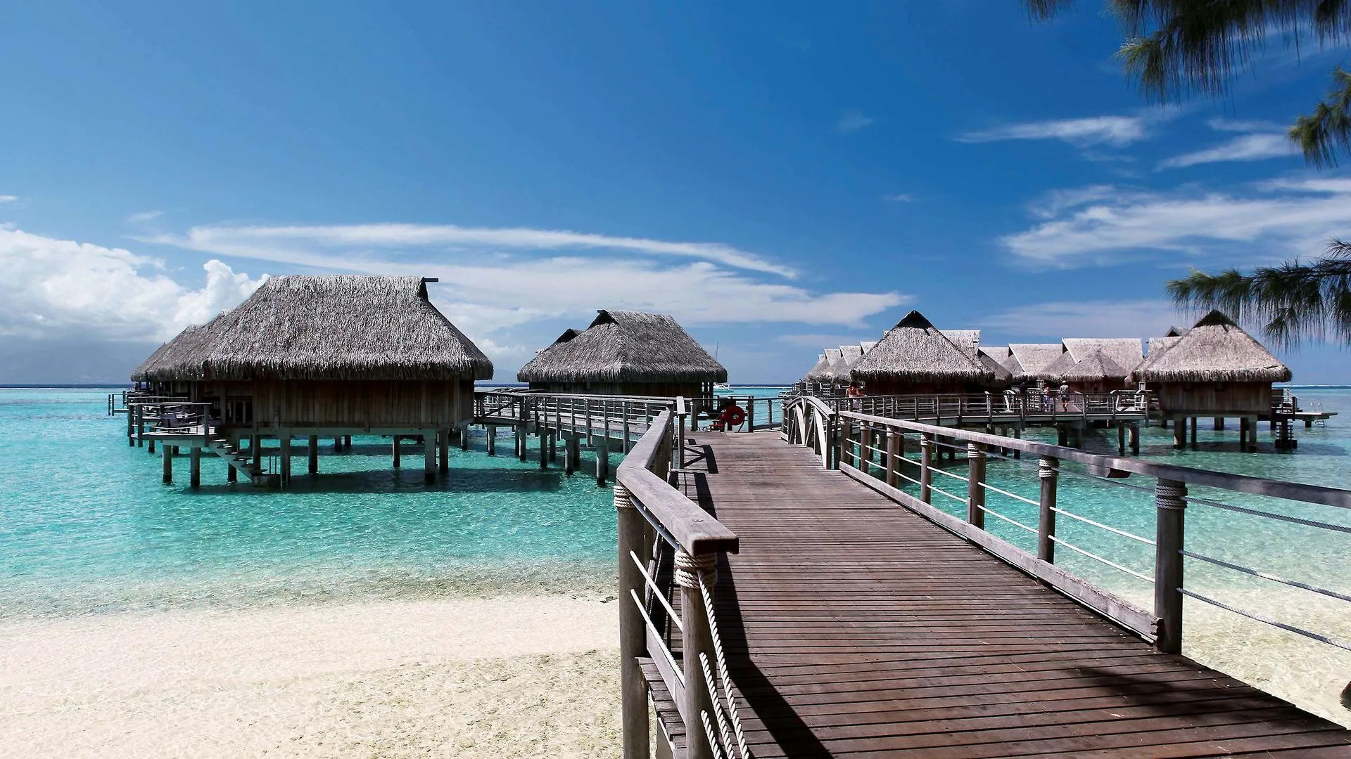 Sofitel Kia Ora Moorea Beach Resort