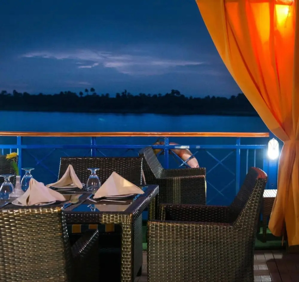 MS Esmeralda Nile Cruise from Aswan or Luxor