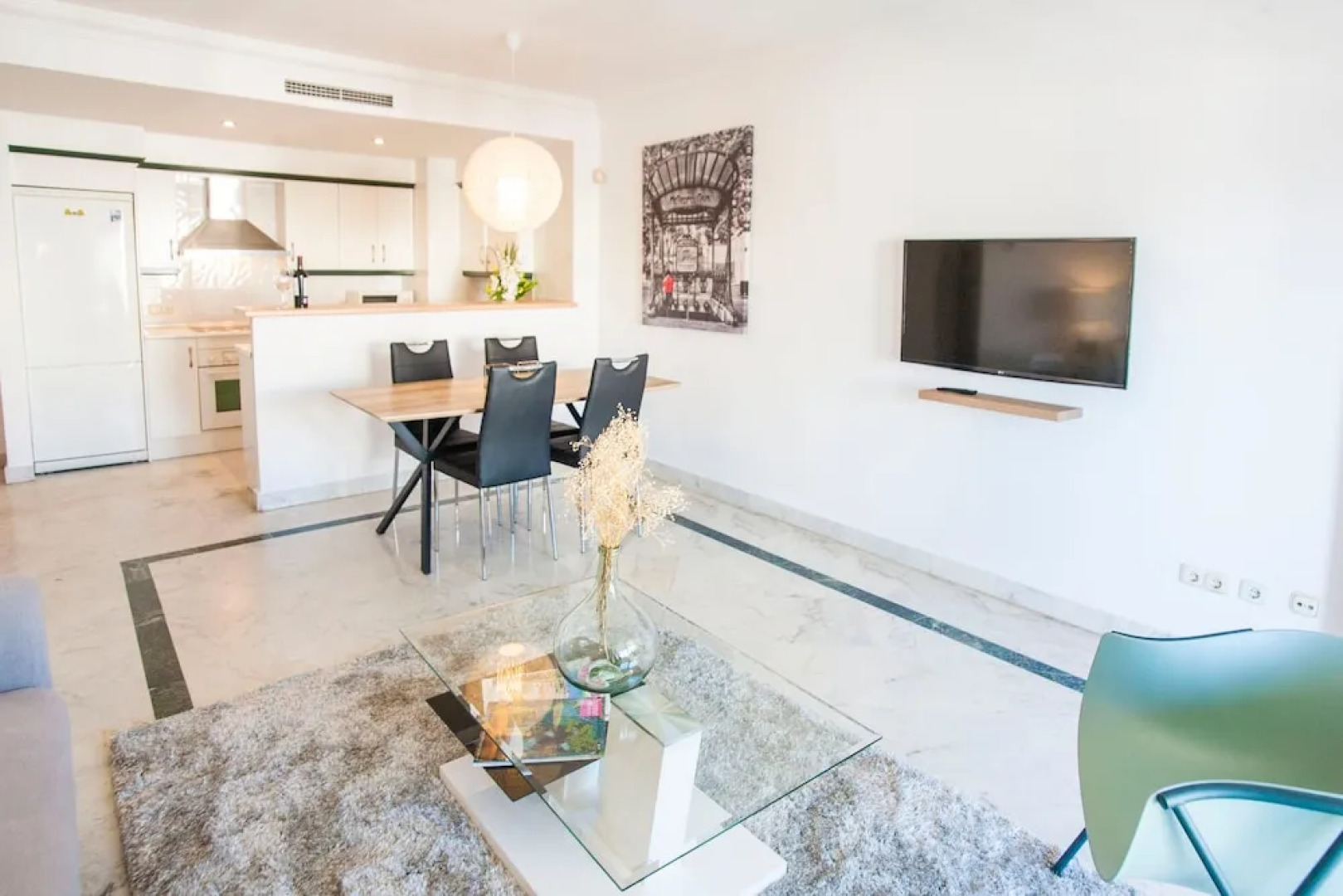 Marina de Banus sea views