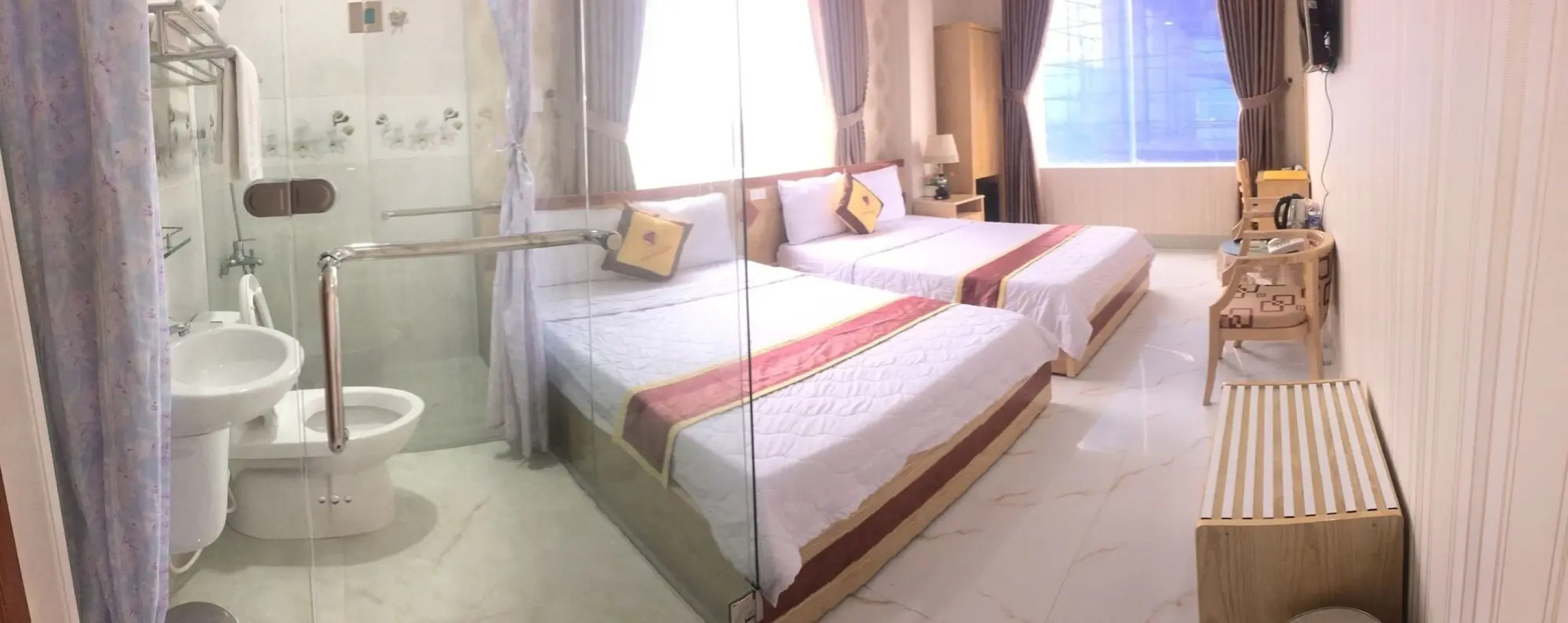 Yen Vy 04 Luxury Hotel