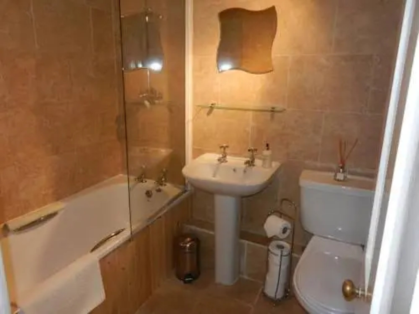 The Bellachroy Hotel