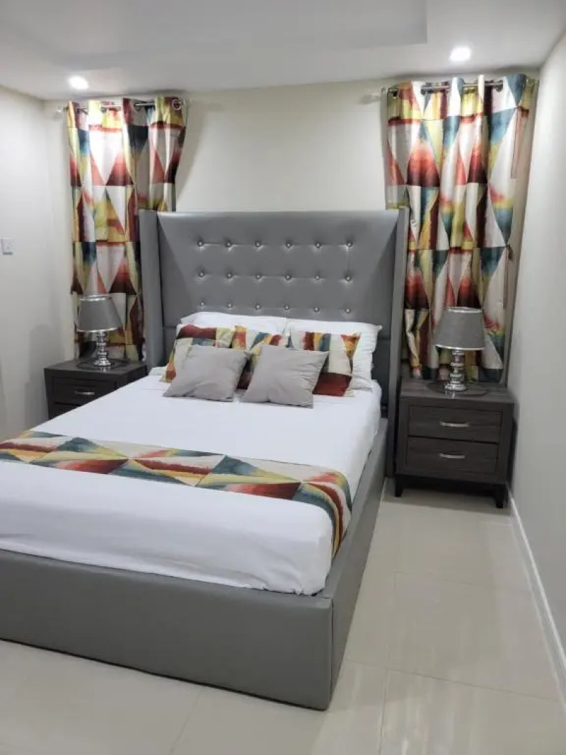 R & V Beach Front Vacation Home