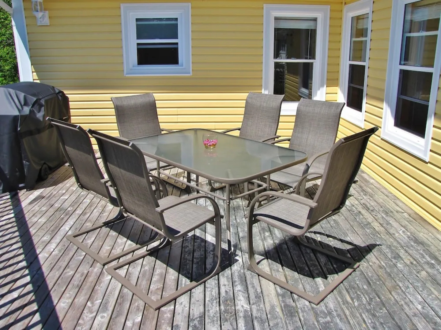 Larinda's Landing Oceanfront Cottages