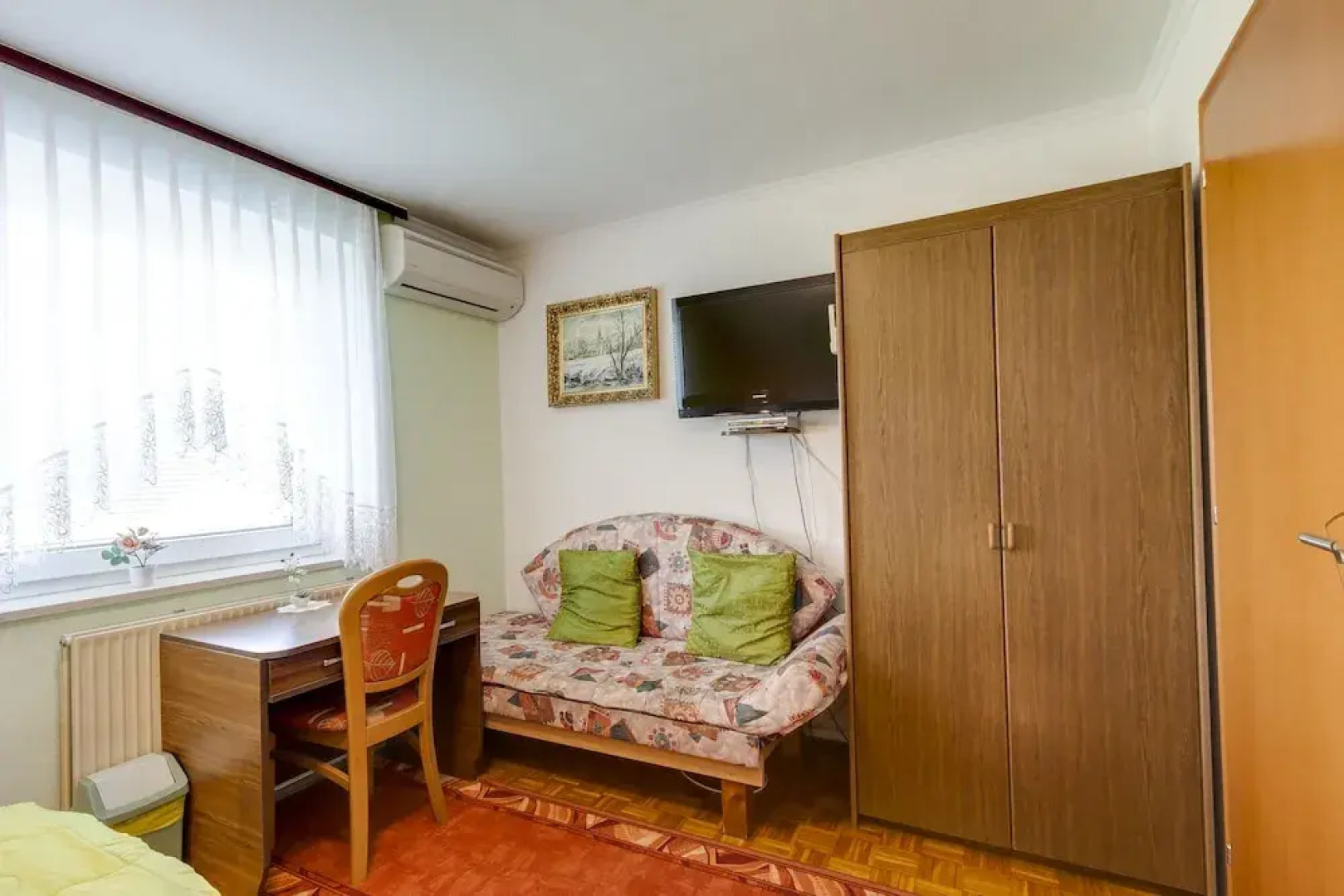 Rooms & Apartments Jana