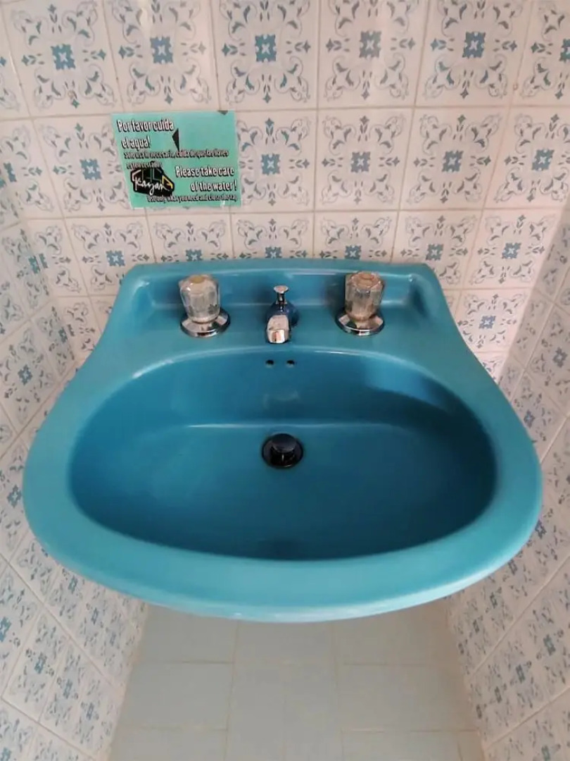 Casa Kayam Hostal y Residencia Artistica