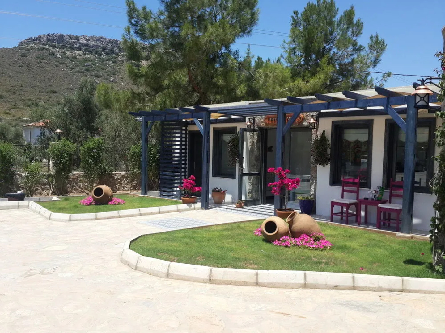 Beyaz Guvercin Hotel