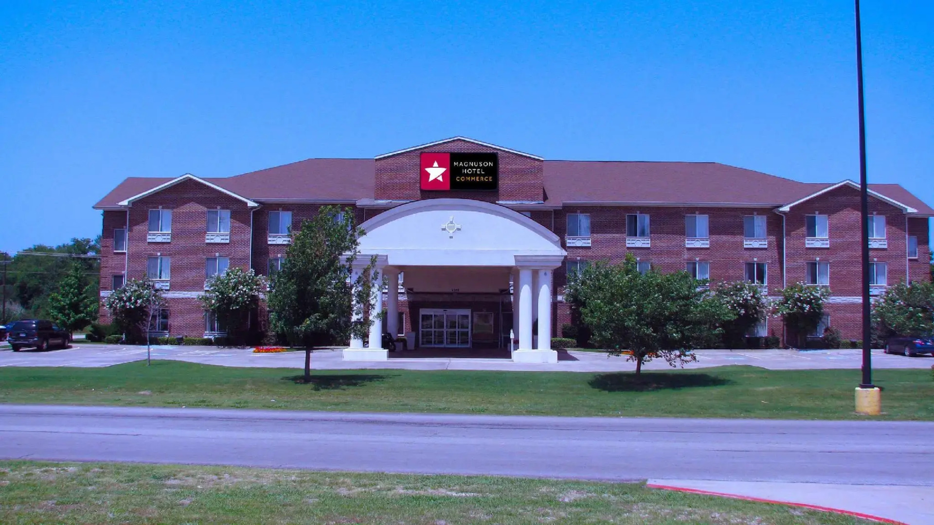 Magnuson Hotel Commerce