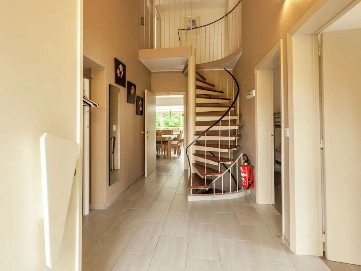 Luxury Villa with Sauna and Jacuzzi in Middelkerke