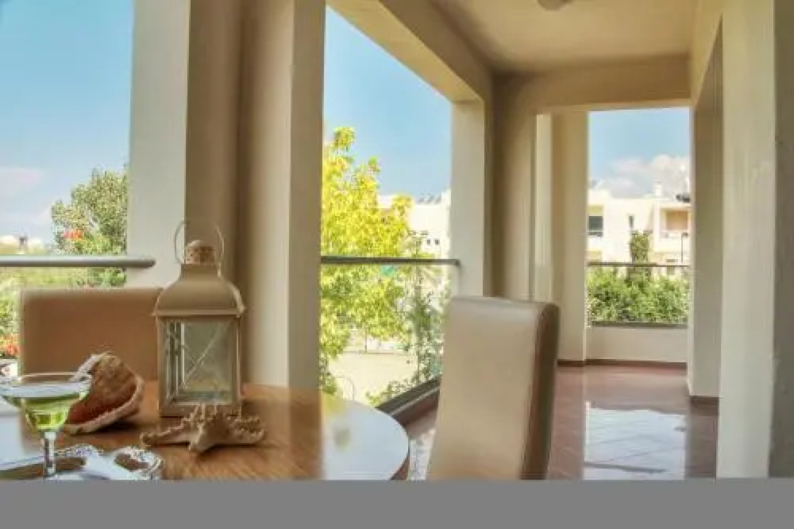 Socrates Plaza Hotel