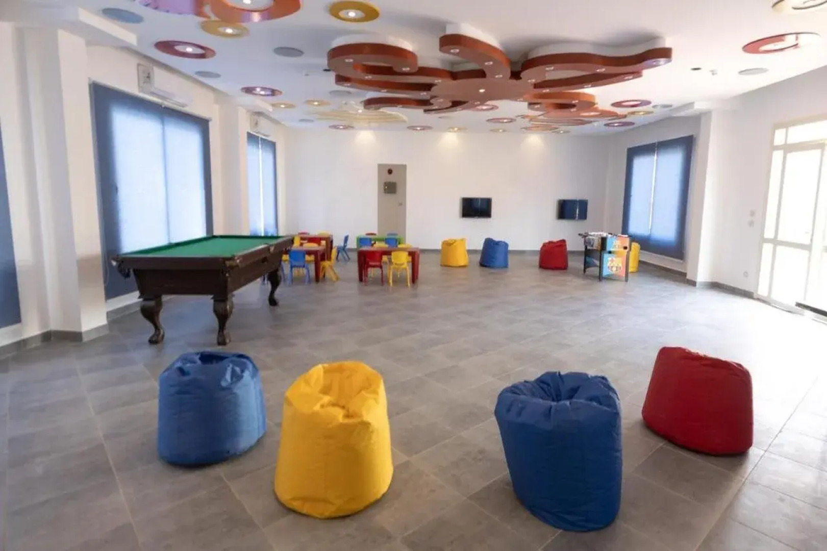 Oyster Bay Beach Suites