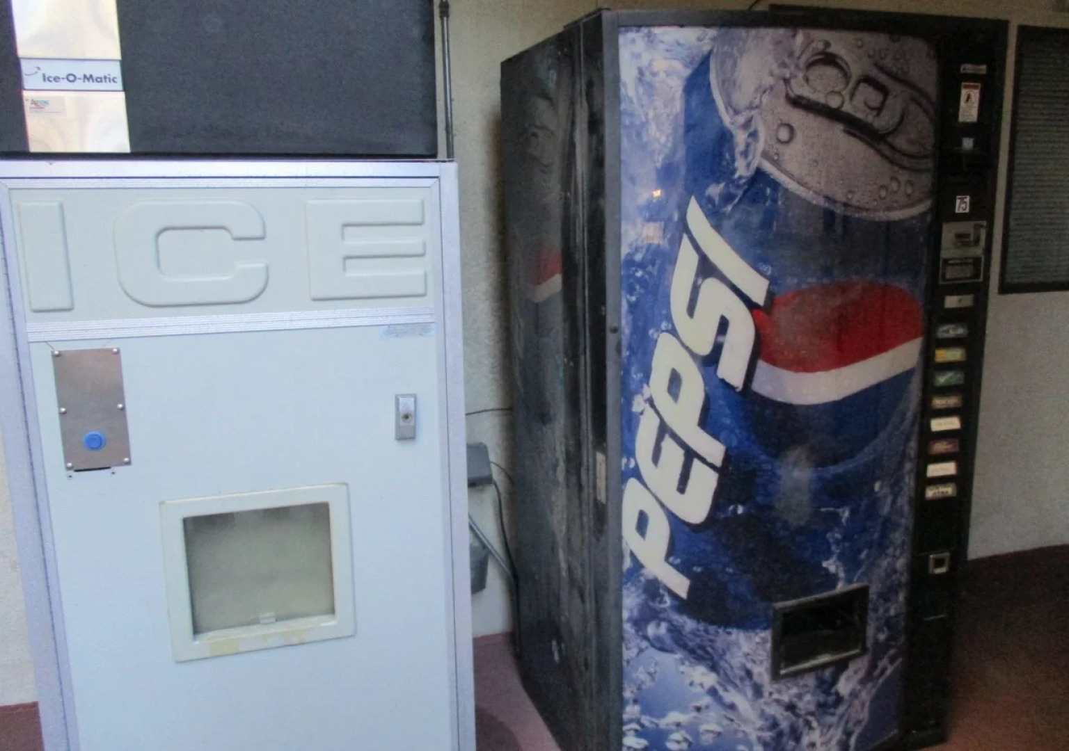 Deluxe Inn Hawthorne