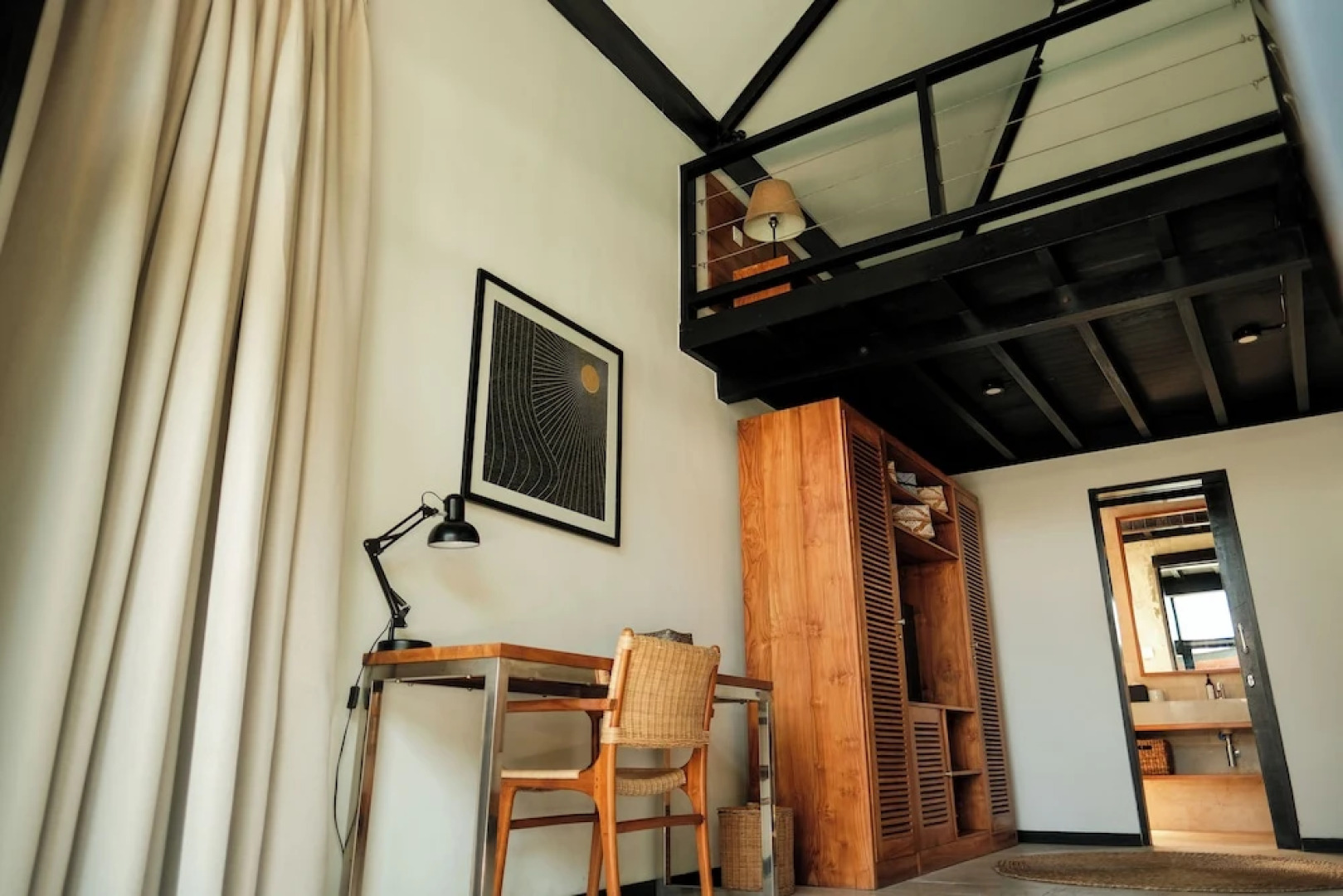 Wave House - Surf Camp