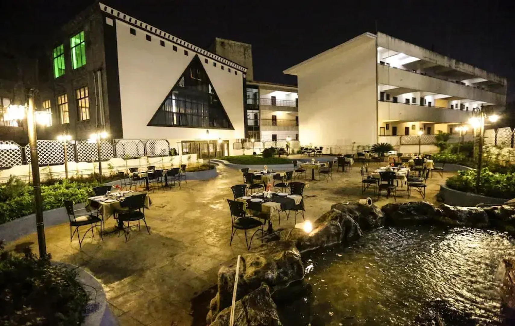 Hotel Trupti International by Iroomz