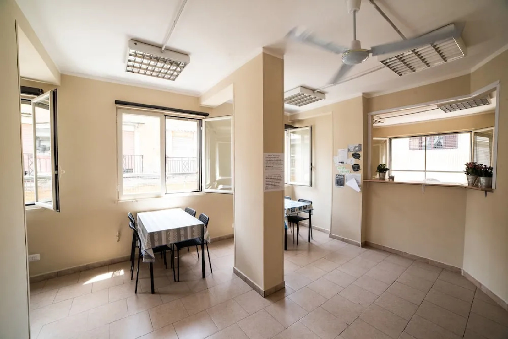 Departure rooms&hostels