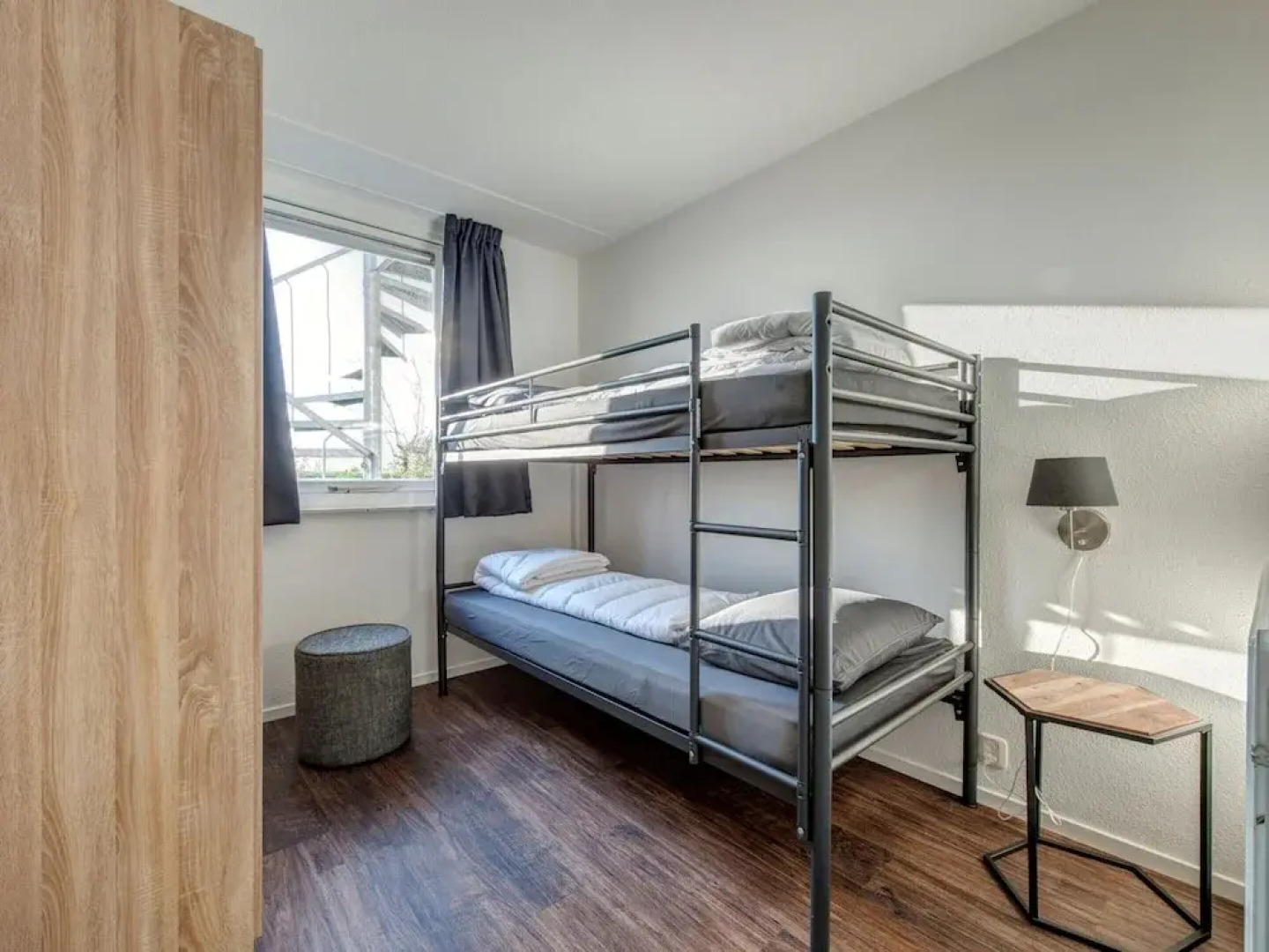 Restyled 2 Bathroom Holidayhome, sea Within Walking Distance