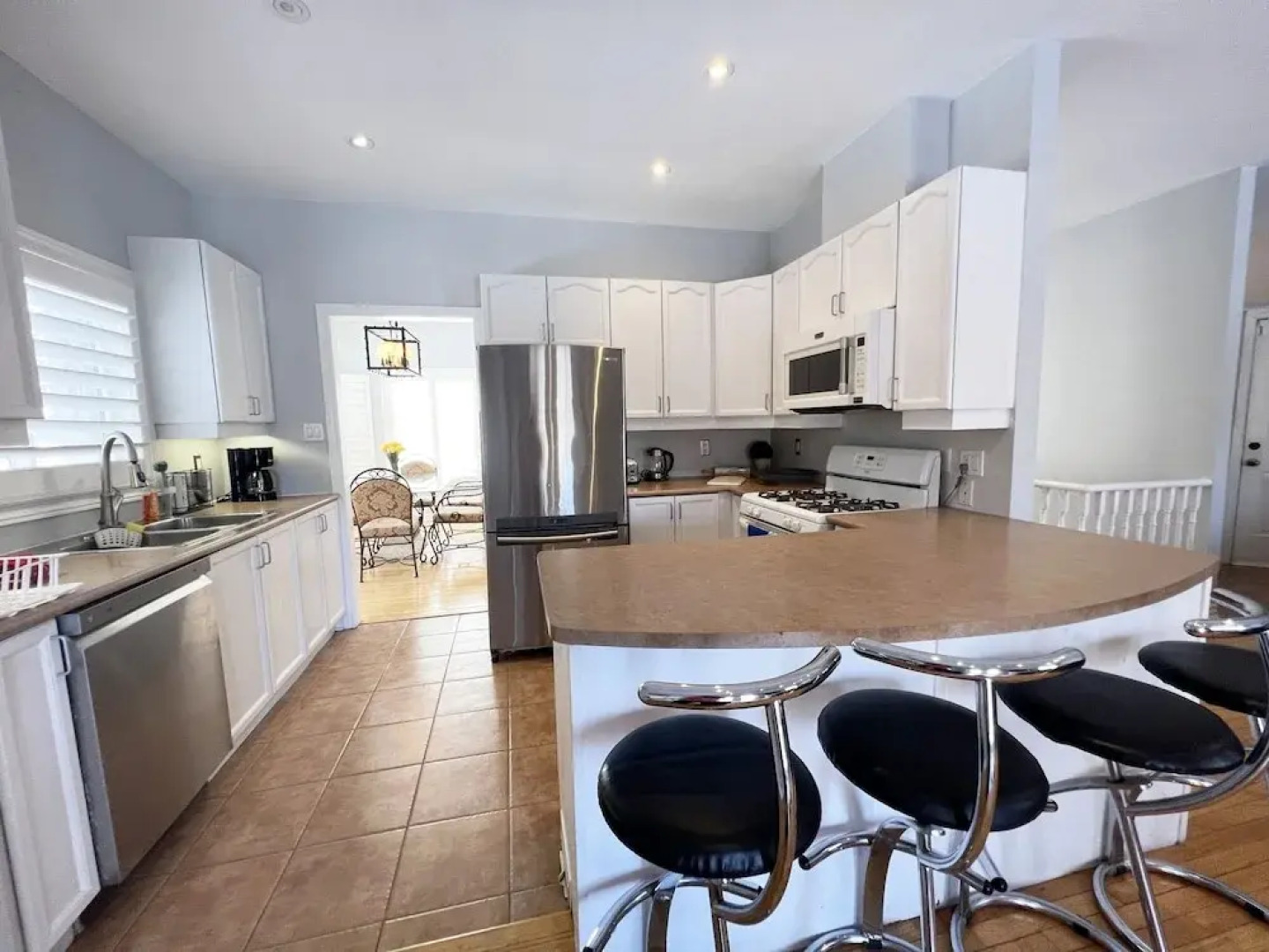 Vacation home beside the trails and Park