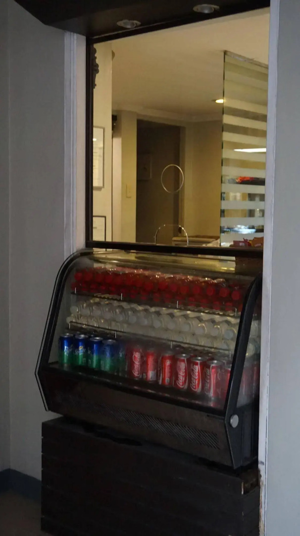 Metro Room Budget Hotel