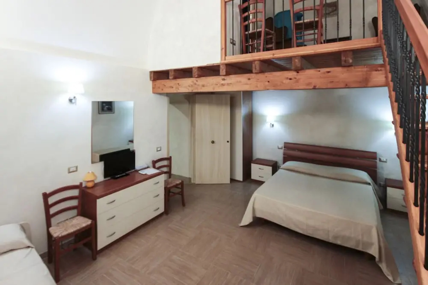 La Lanterna Di Bachi