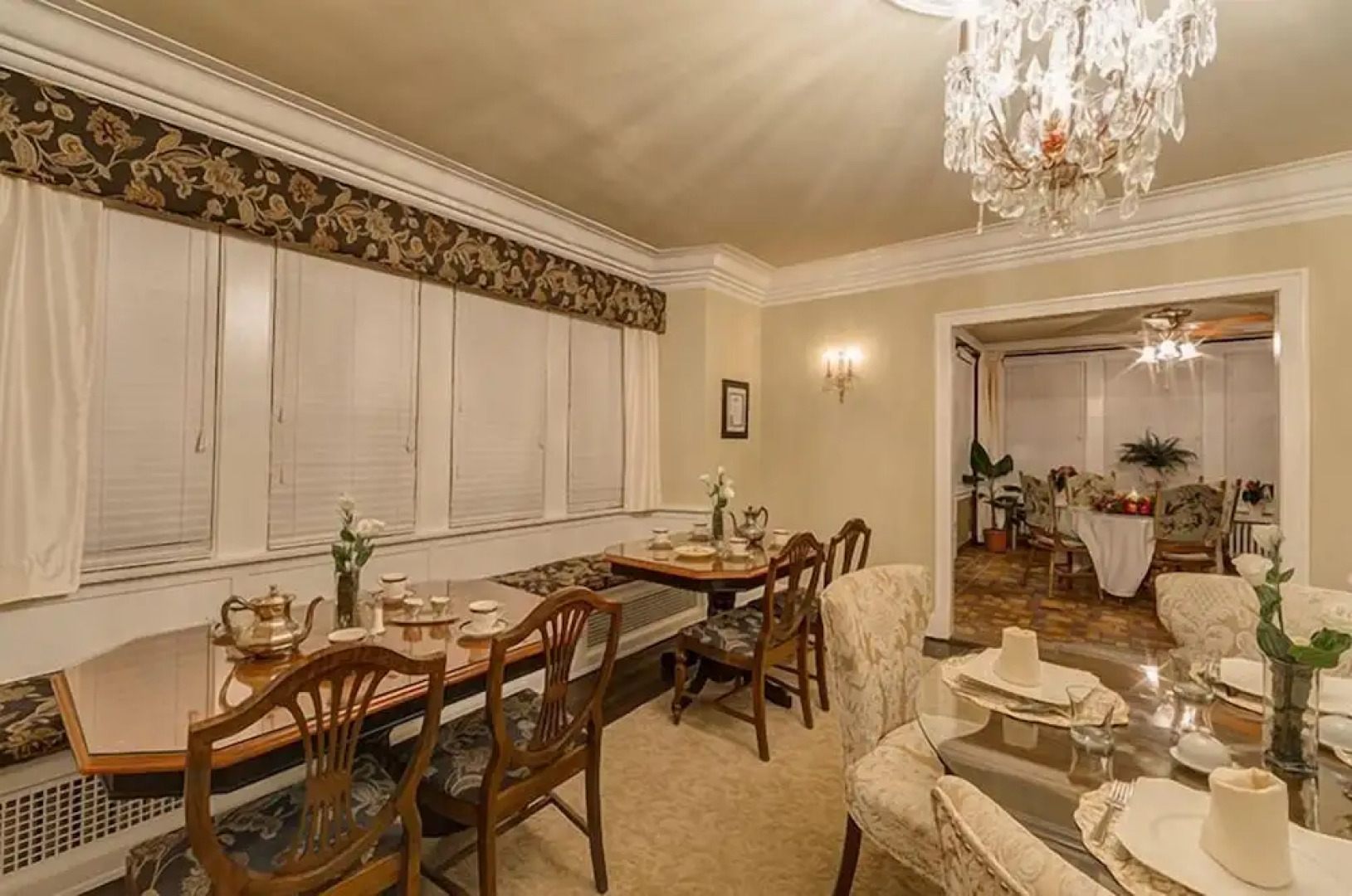 Knob Hill Bed & Breakfast