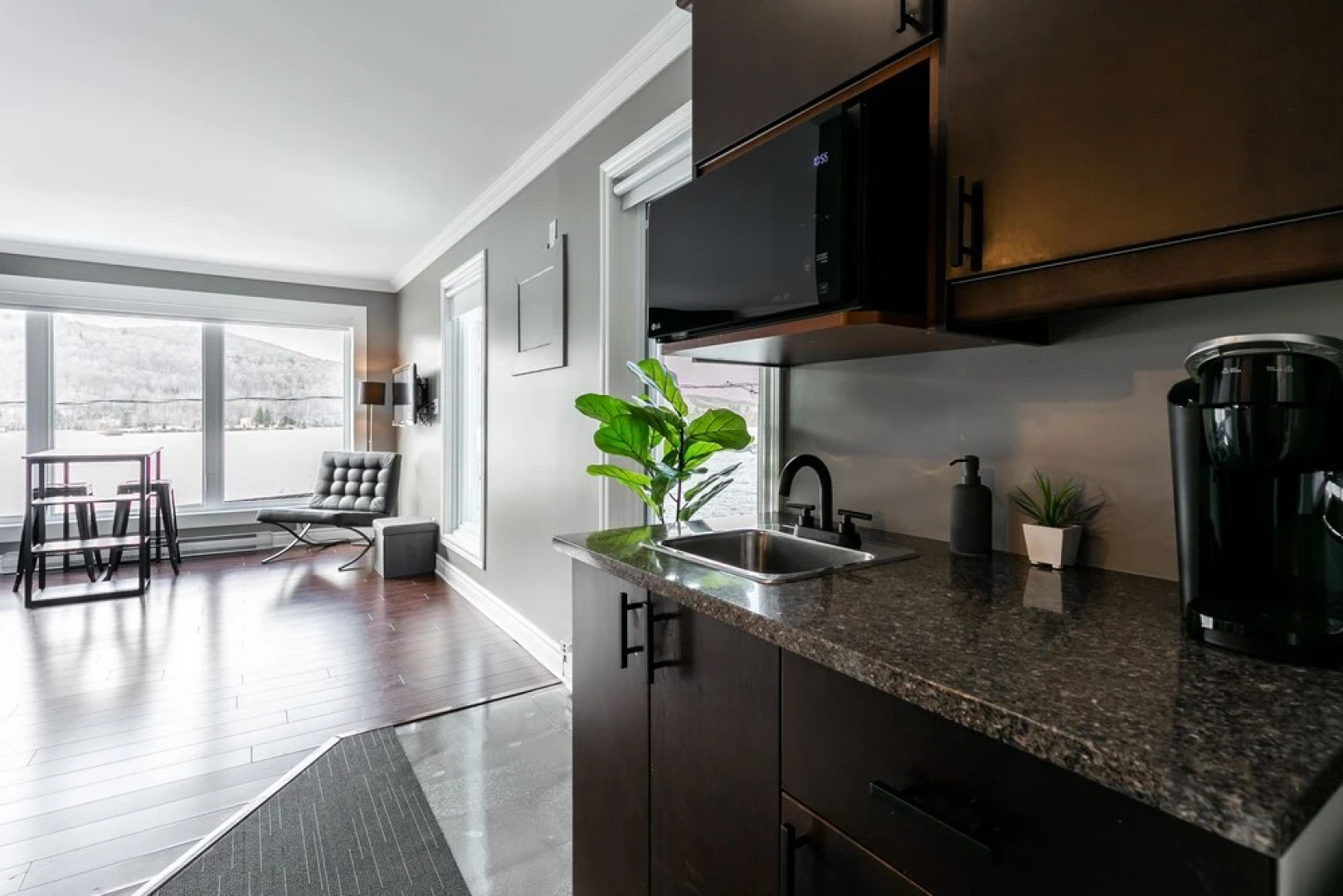 Les Lofts du Lac des Sables by KASANIA