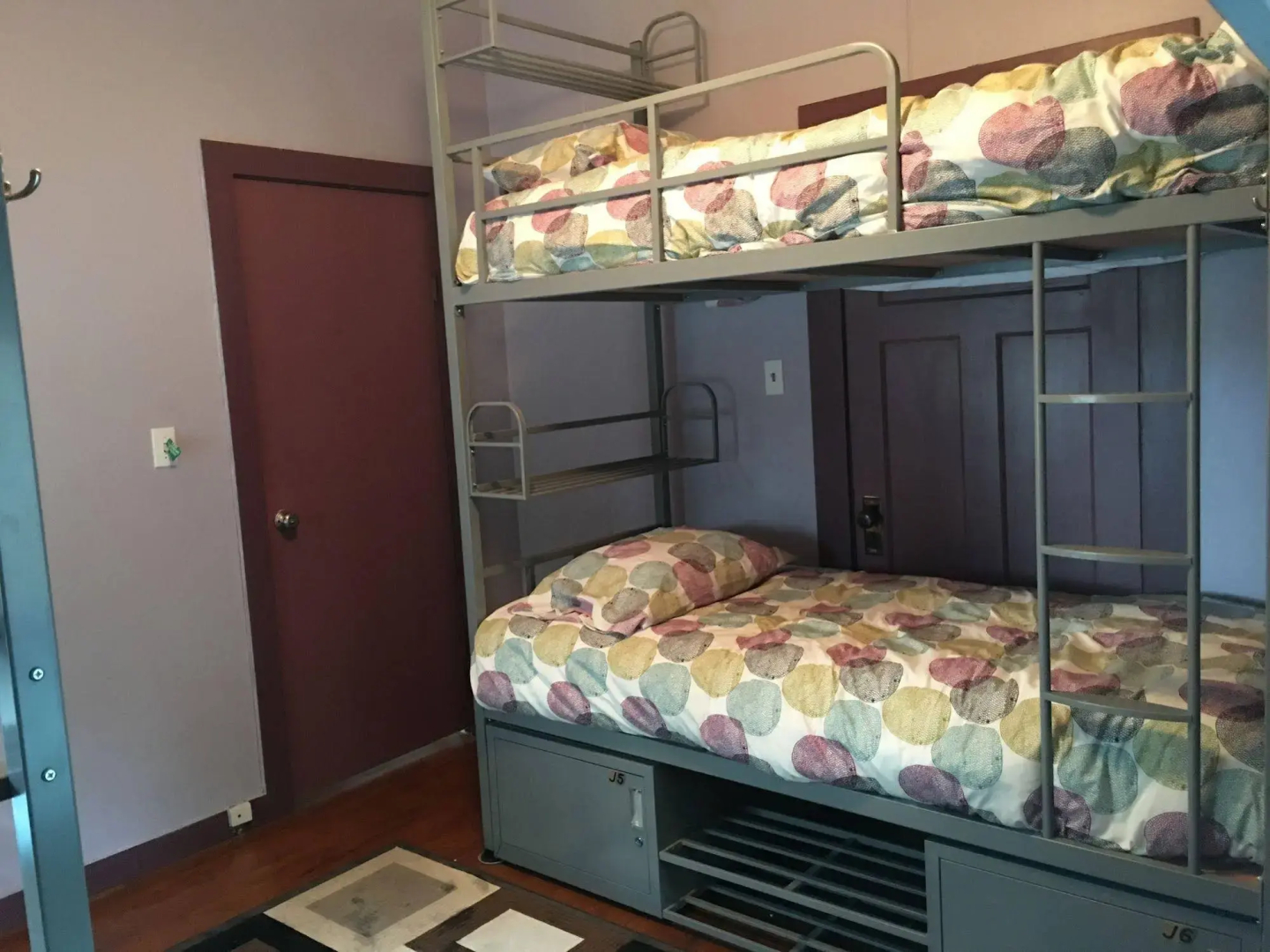 House in the Pines Hostel