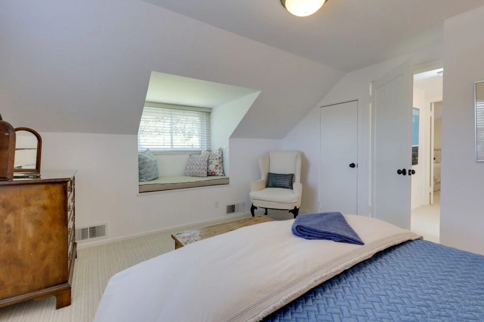 Heavenly Sonoma Country Home with Garden, Pool and Spa!