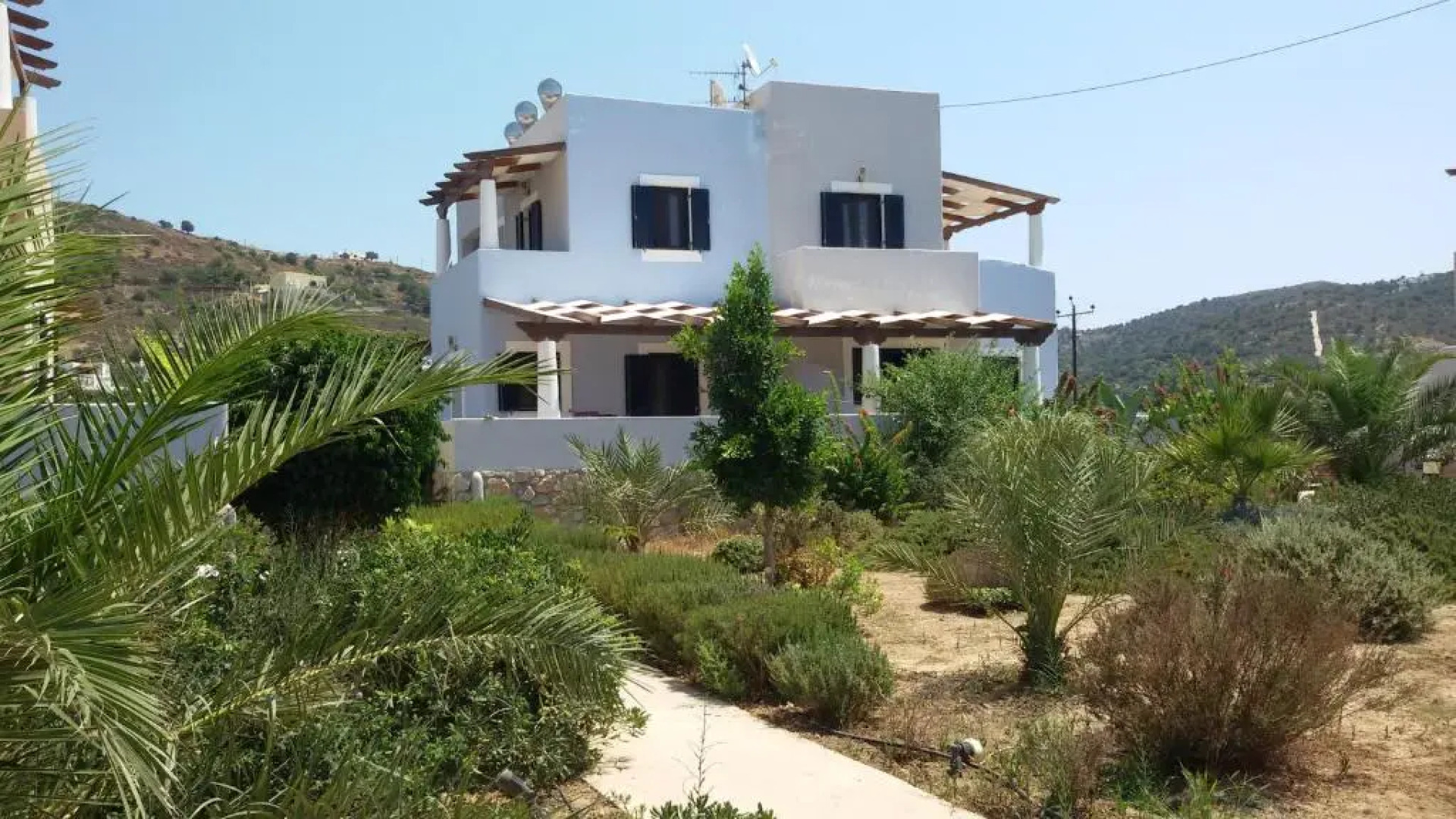 Leros Sunset Apartments