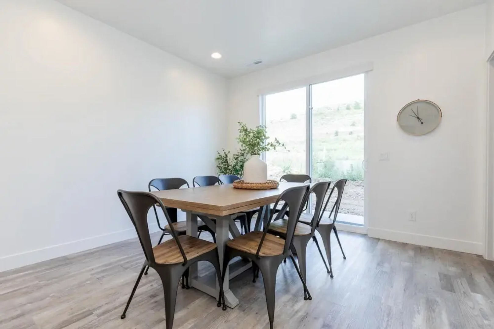 Lakeside Retreat-boat Pk 3br3ba