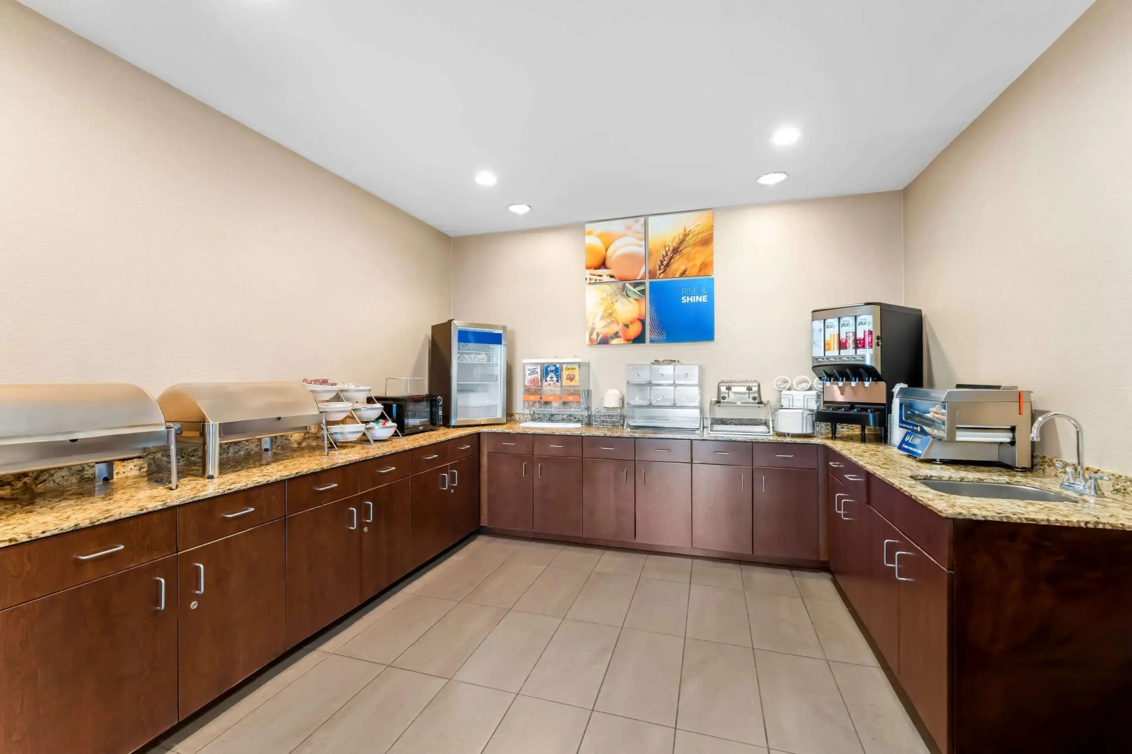 Comfort Inn & Suites Avera Southwest