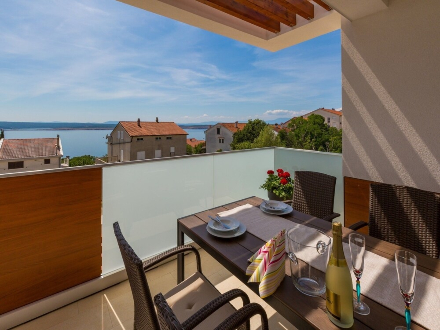 Amazing Villa Apartment With Pool Near the Beach