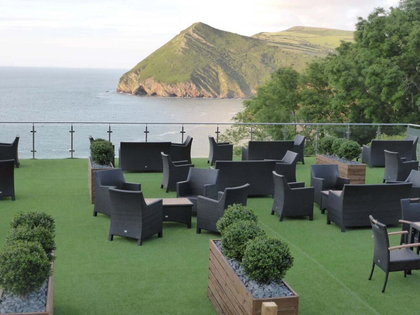 Sandy Cove Hotel