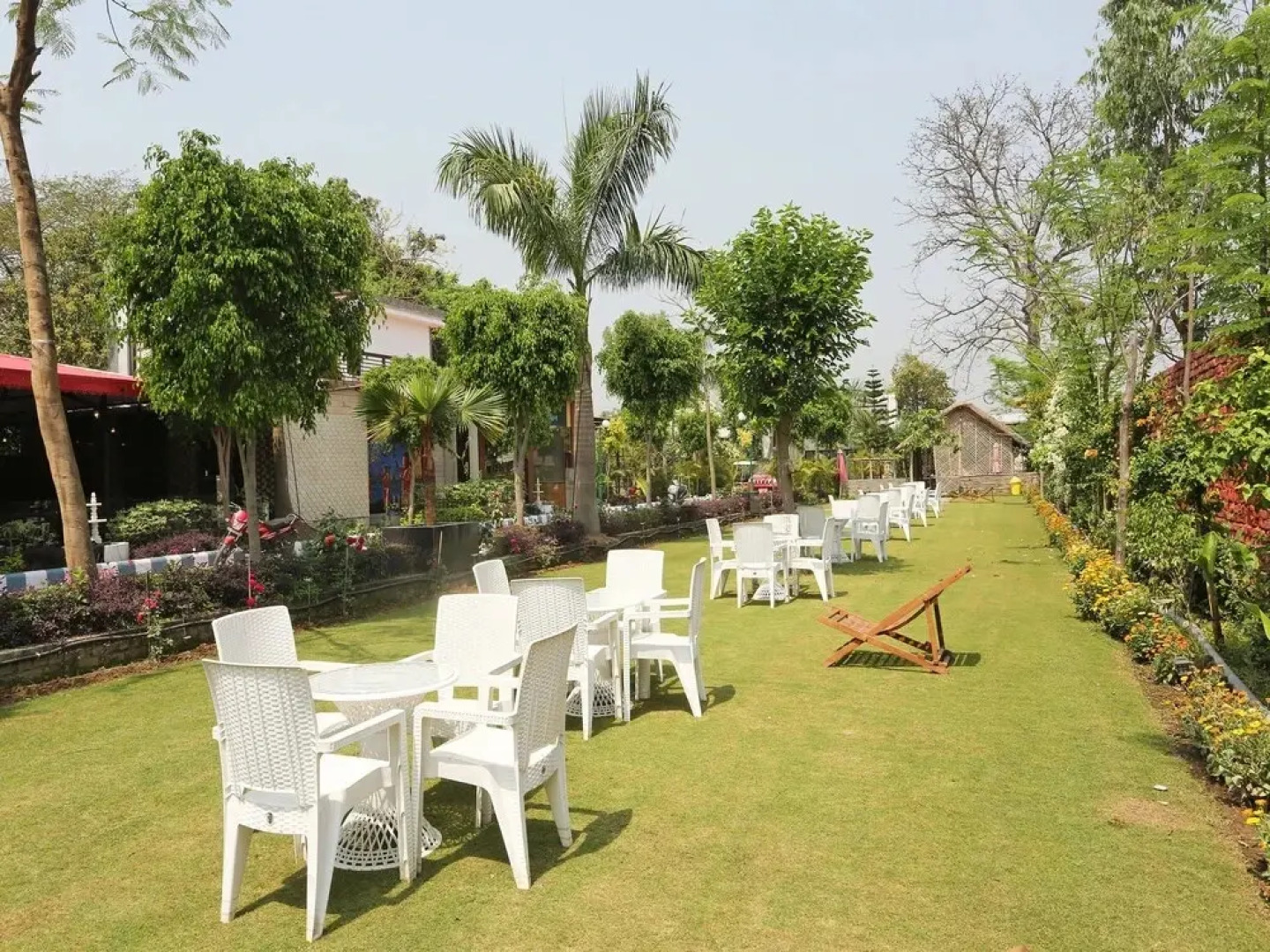 Aaryavan Resorts by OYO Rooms
