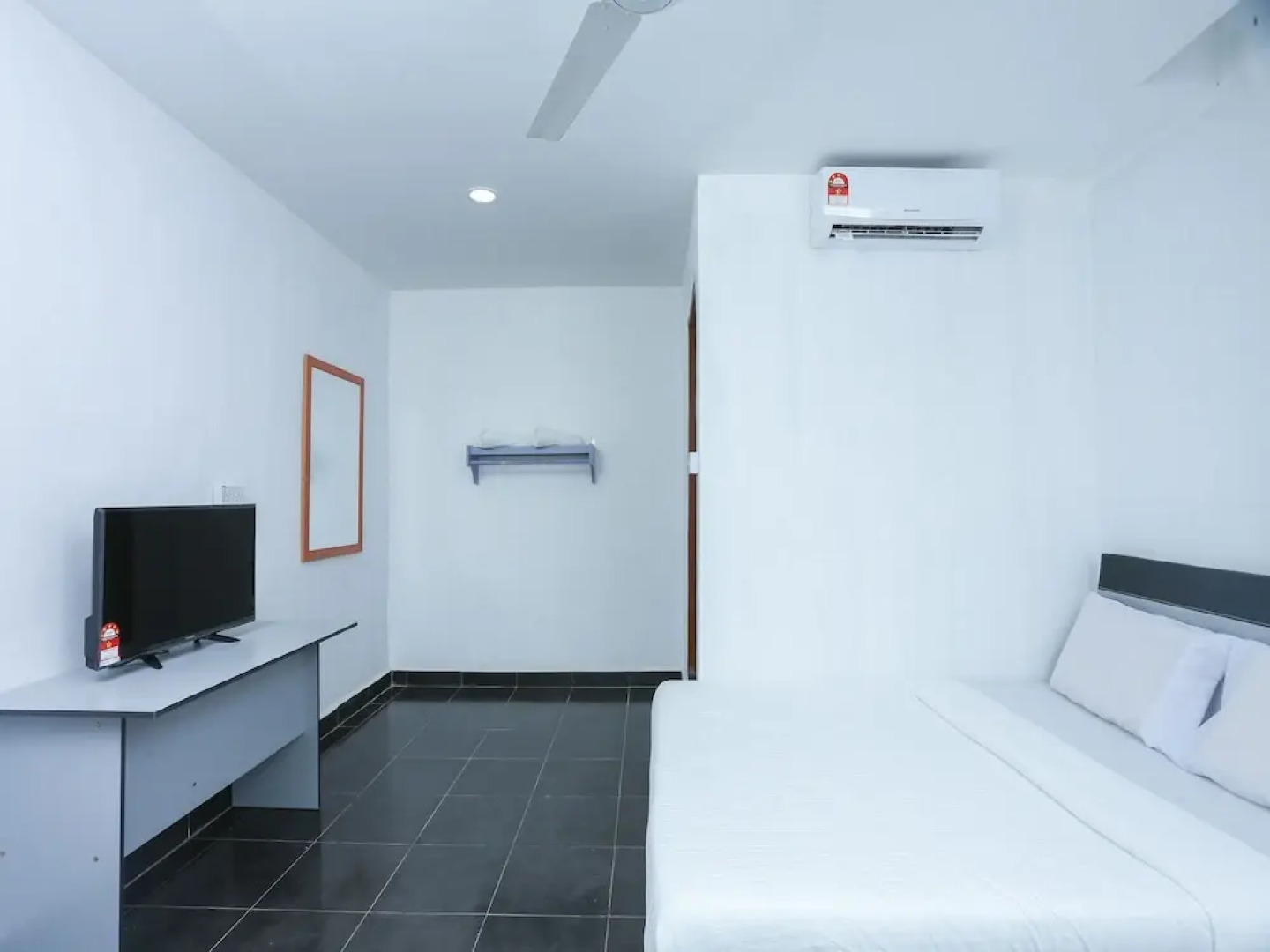 OYO 44112 Darvel Bay Travelodge