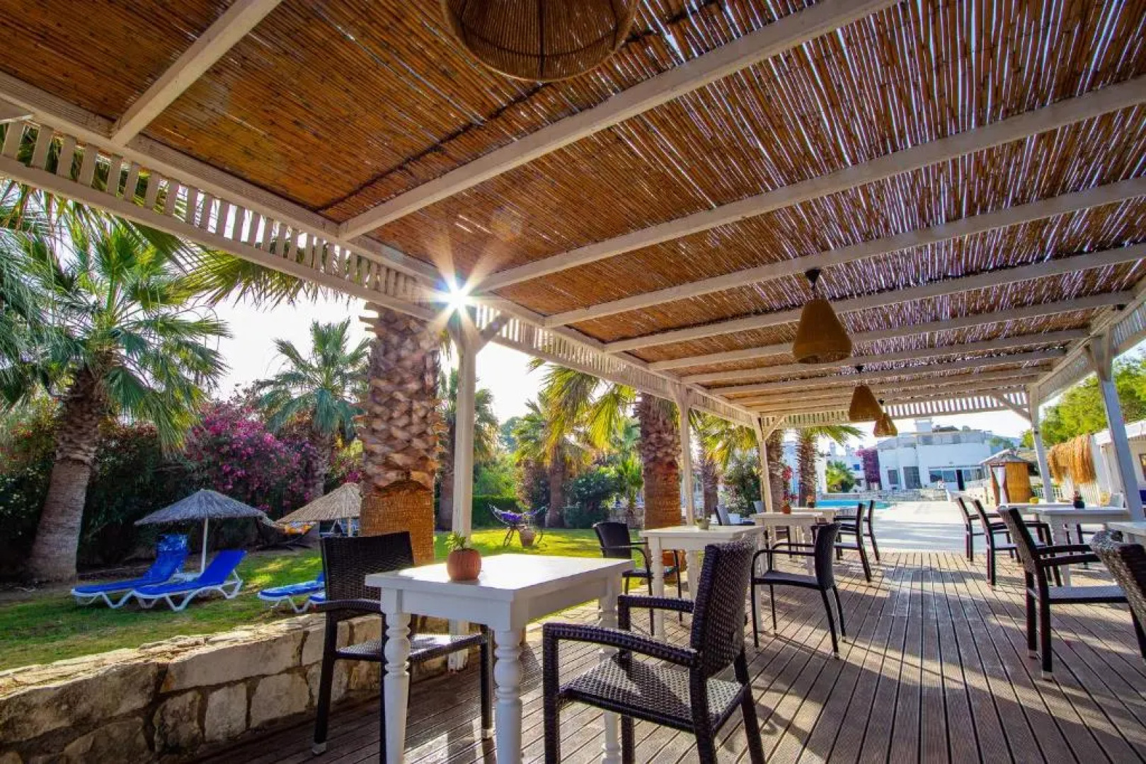 Ladonia Hotels Zemda