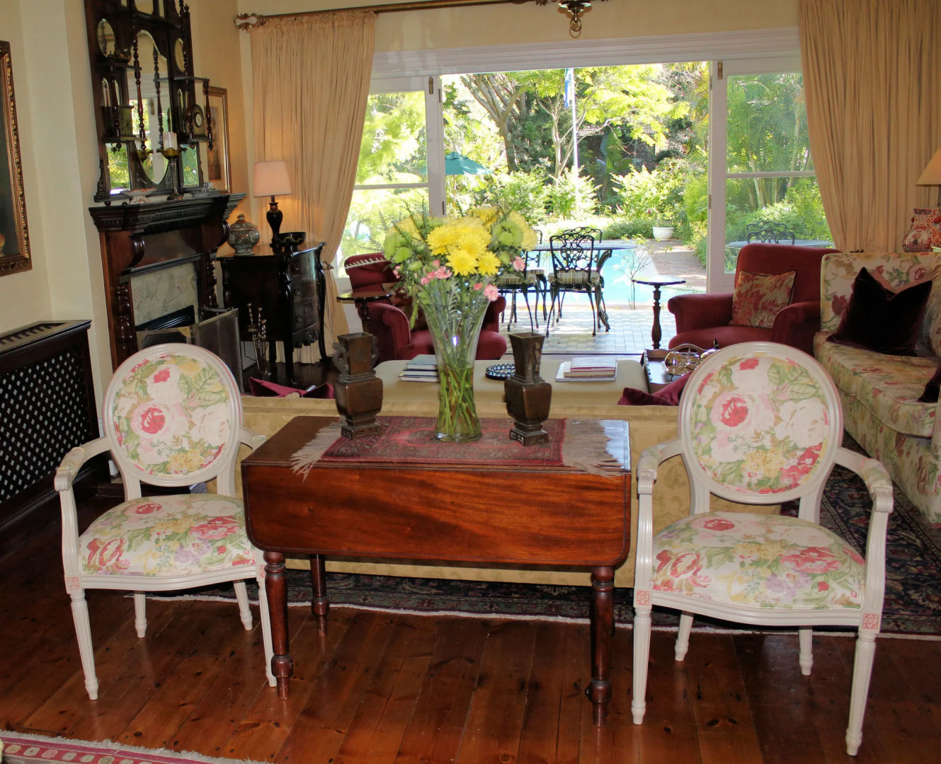 Hacklewood Hill Country House